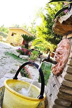 Agriturismo Savoca 皮亚扎-阿尔梅里纳 意大利